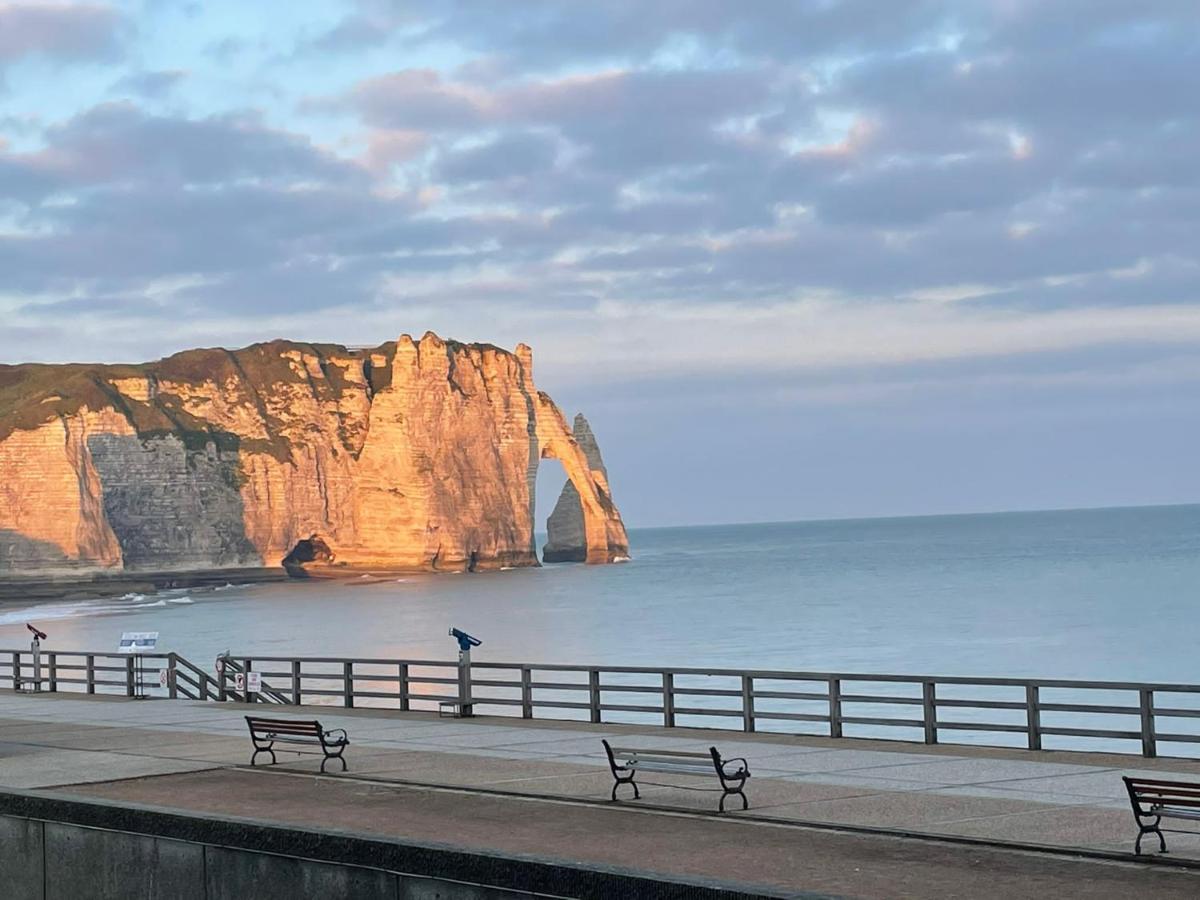 Sea View 2 Room Apartment 50M2 Étretat Exterior foto